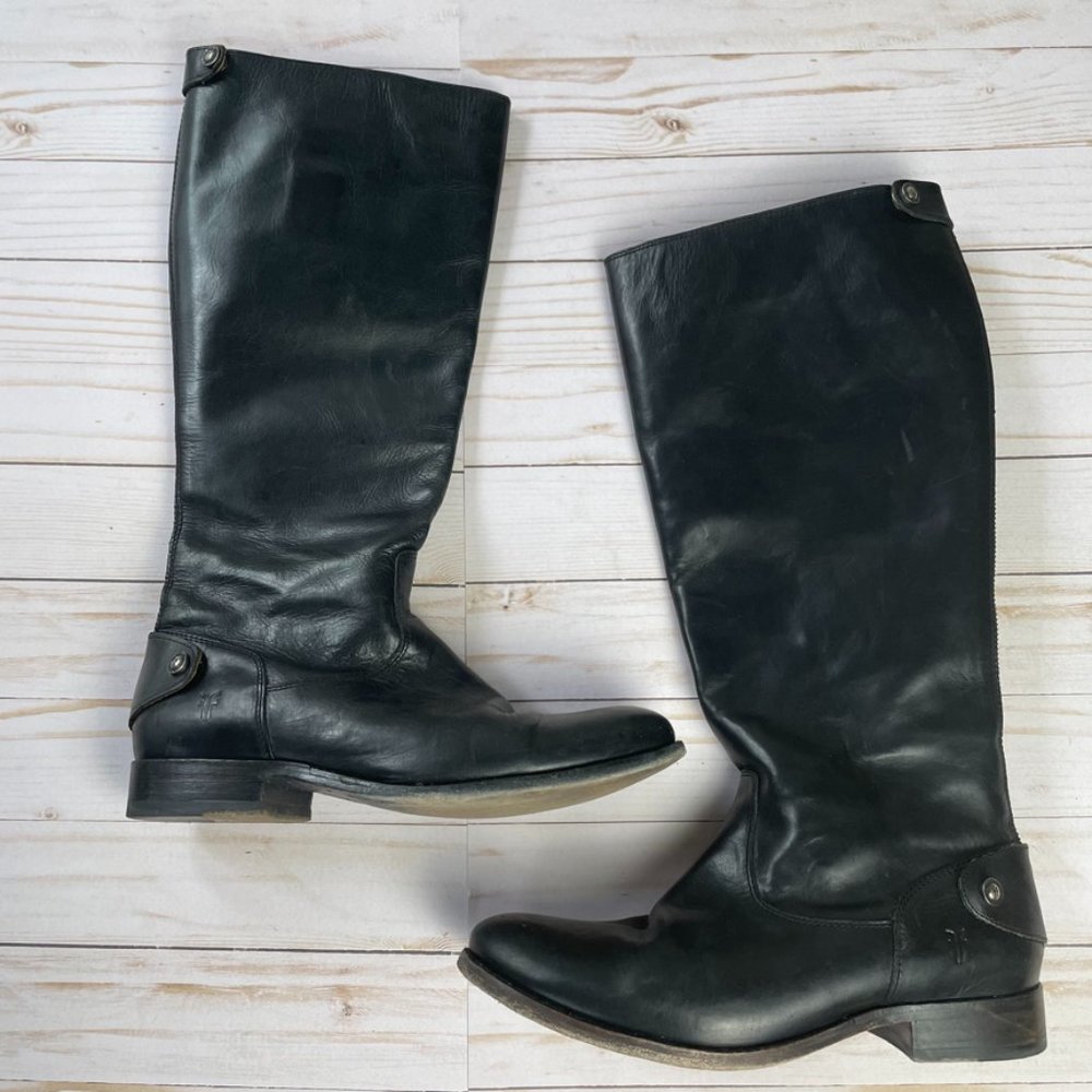 Frye Melissa Button Back Boot (size 9)